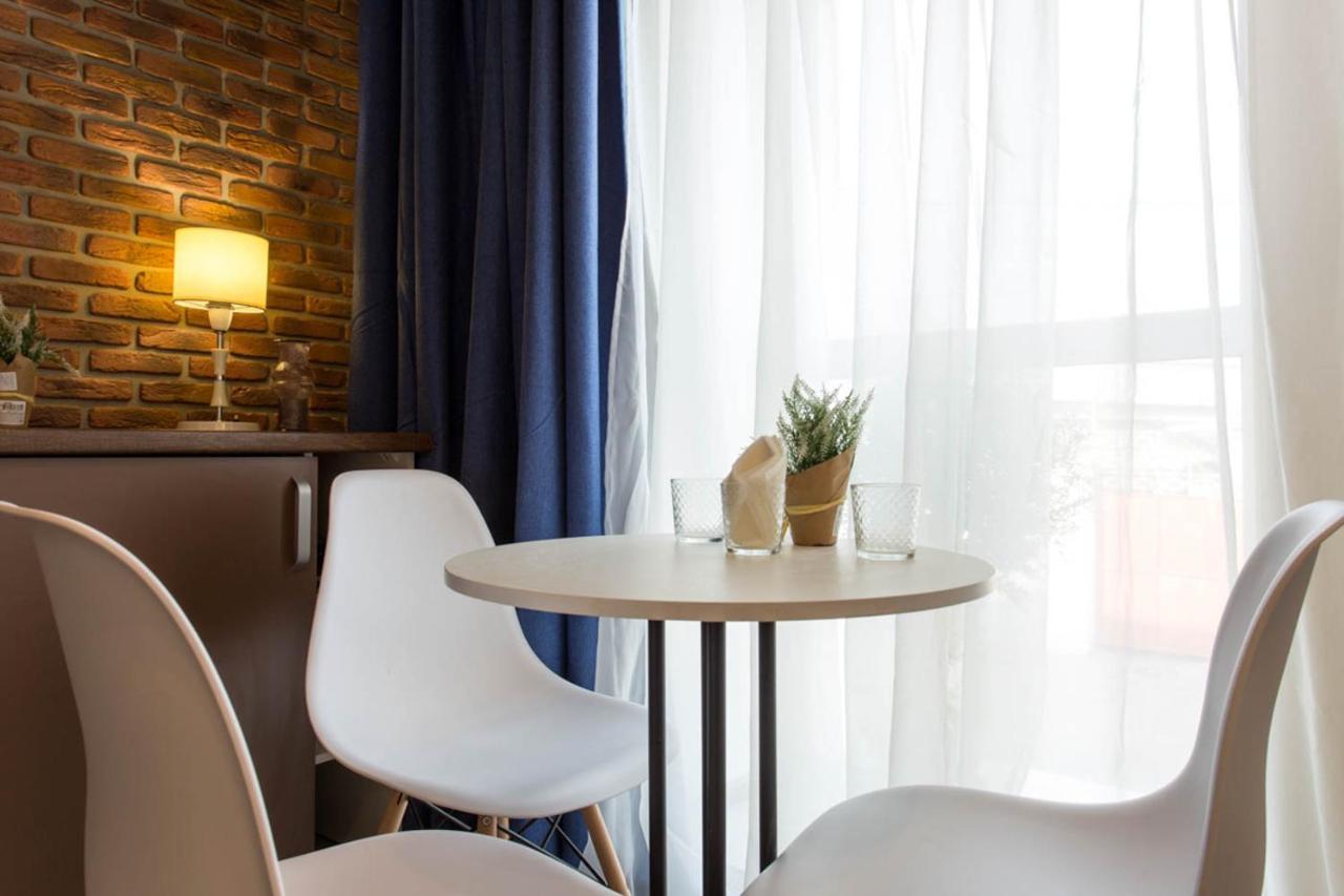 Modern Apartments In The Centre - Kuznechna Str. 26/4 Kharkiv Eksteriør bilde